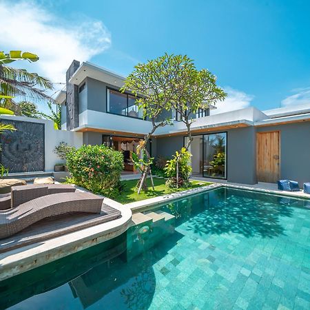Villa Arunika - Stylish Tropical 2Br Villa Close To Nyanyi Beach! Selemadeg Eksteriør bilde