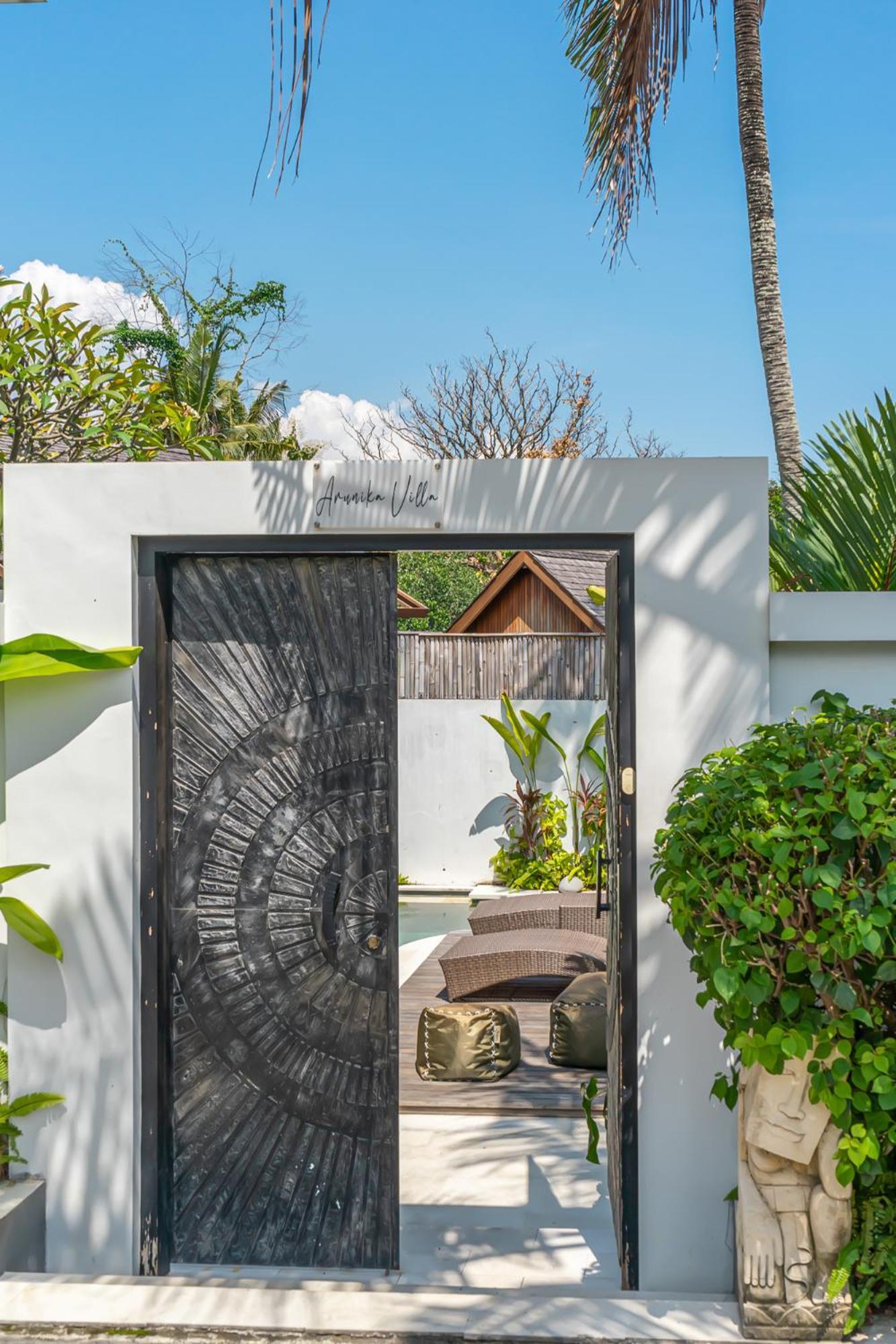 Villa Arunika - Stylish Tropical 2Br Villa Close To Nyanyi Beach! Selemadeg Eksteriør bilde
