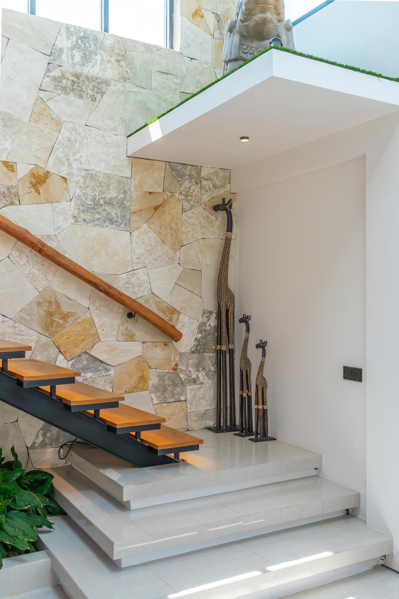 Villa Arunika - Stylish Tropical 2Br Villa Close To Nyanyi Beach! Selemadeg Eksteriør bilde